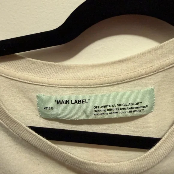 Off-White Beige Statue Graphic Tee - Picture 2 of 3